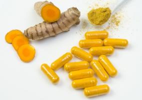 La curcumine présente un potentiel anticancéreux prometteur pour les cancers non seulement chimiosensibles, mais aussi résistants aux inhibiteurs du protéasome.